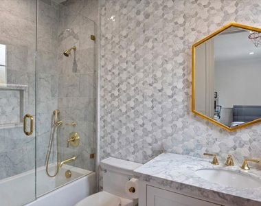 4225 Alcove Avenue - Photo Thumbnail 29