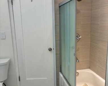 459 S Holt Avenue - Photo Thumbnail 22