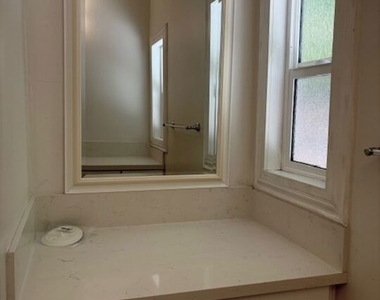 459 S Holt Avenue - Photo Thumbnail 25