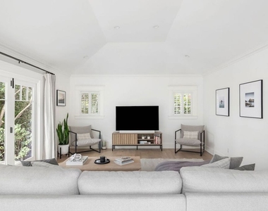 1617 N Vista Street - Photo Thumbnail 11