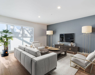 1617 Broadway - Photo Thumbnail 6