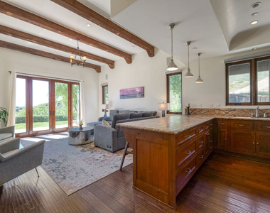 33383 Mulholland Highway - Photo Thumbnail 1