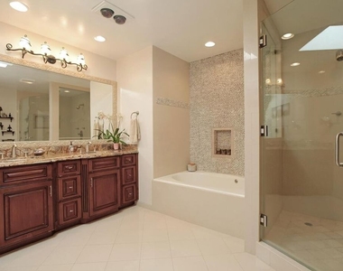 200 S Linden Drive - Photo Thumbnail 9