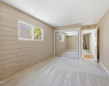 4500 Yorkfield Court - Photo Thumbnail 25