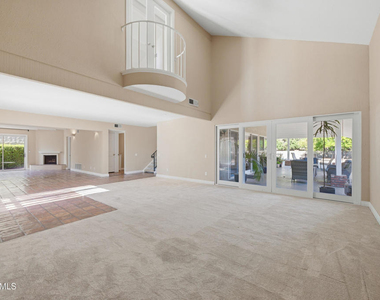 4500 Yorkfield Court - Photo Thumbnail 9