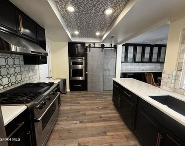1580 Valecroft Avenue - Photo Thumbnail 1