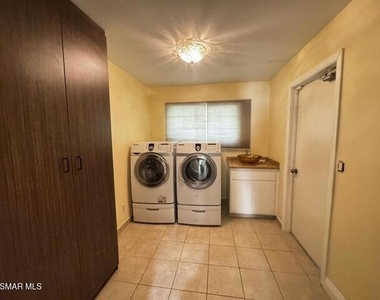 1580 Valecroft Avenue - Photo Thumbnail 36
