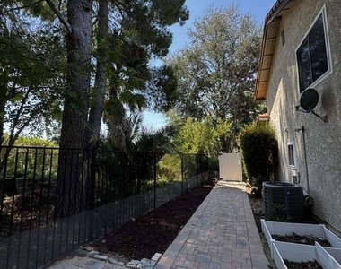 1580 Valecroft Avenue - Photo Thumbnail 35