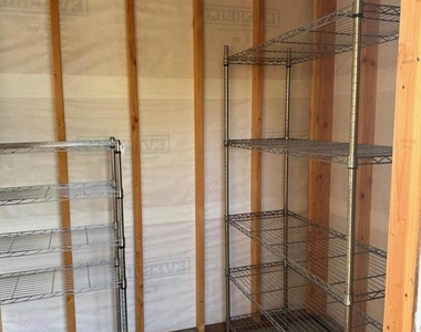 1244 Devon Lane - Photo Thumbnail 11