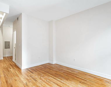437 West 54th Street - Photo Thumbnail 4