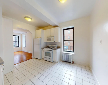 Cozy 2 bedroom East 38st Street - Photo Thumbnail 3