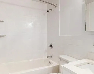 Flex 3 East 56th Street - Photo Thumbnail 4
