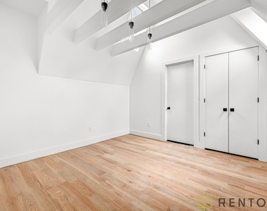 433 Sackett Street - Photo Thumbnail 13