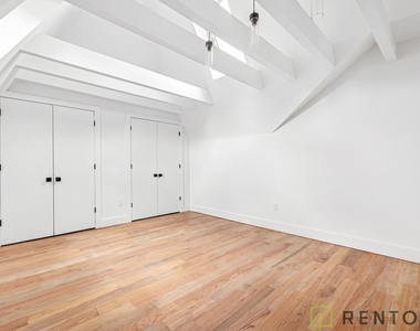 433 Sackett Street - Photo Thumbnail 10