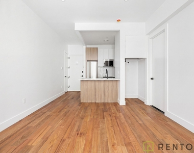 433 Sackett Street - Photo Thumbnail 4
