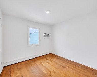 405 Massapequa Avenue - Photo Thumbnail 14