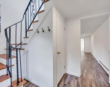405 Massapequa Avenue - Photo Thumbnail 2