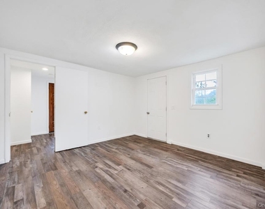405 Massapequa Avenue - Photo Thumbnail 20