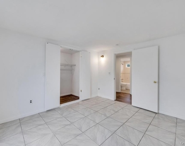 405 Massapequa Avenue - Photo Thumbnail 17