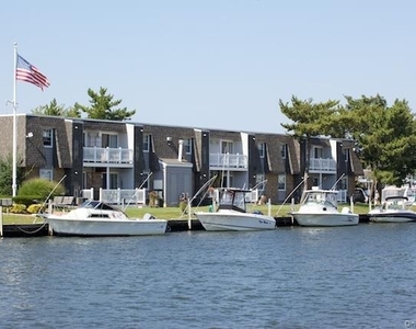 16 Mainsail Drive - Photo Thumbnail 3