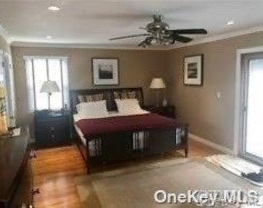 188 Daytona Street - Photo Thumbnail 7