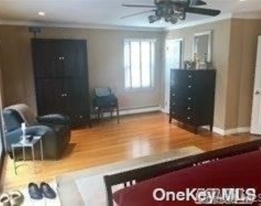 188 Daytona Street - Photo Thumbnail 9