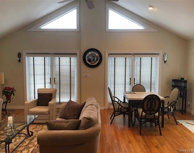 188 Daytona Street - Photo Thumbnail 5