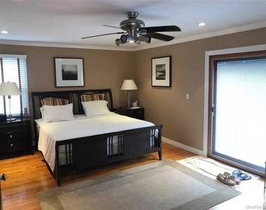 188 Daytona Street - Photo Thumbnail 8