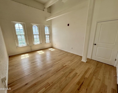155 River Street - Photo Thumbnail 19