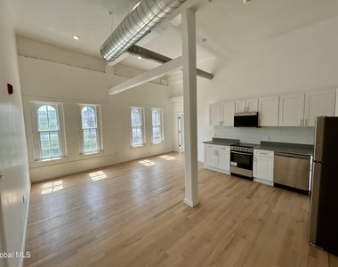 155 River Street - Photo Thumbnail 3