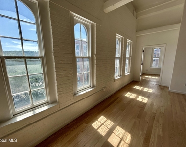 155 River Street - Photo Thumbnail 5