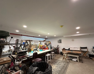 138 Dwight Street - Photo Thumbnail 10