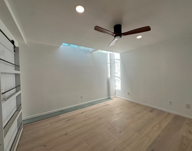 138 Dwight Street - Photo Thumbnail 3