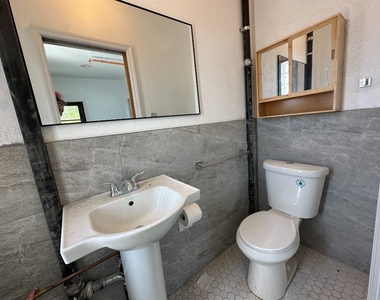 138 Dwight Street - Photo Thumbnail 7