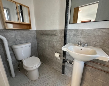 132 Dwight Street - Photo Thumbnail 6