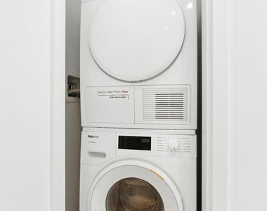 500 W 18th Street - Photo Thumbnail 12