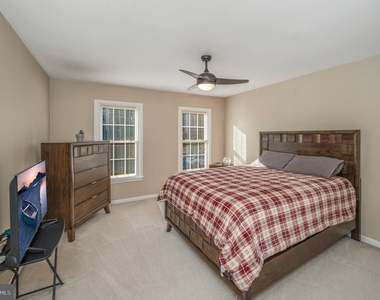 7 Snow Meadow Lane - Photo Thumbnail 32