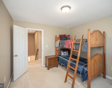 7 Snow Meadow Lane - Photo Thumbnail 34