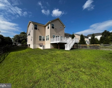 42007 Powells Farm Way - Photo Thumbnail 61