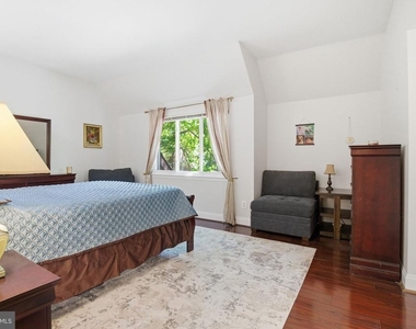 1509 Farsta Court - Photo Thumbnail 29