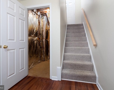 3040 S Glebe Road S - Photo Thumbnail 28