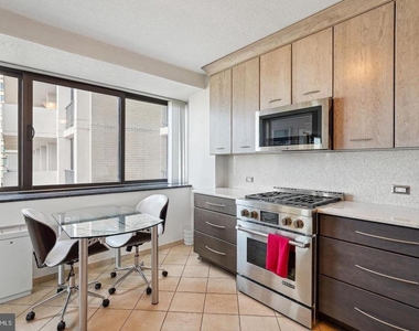 4141 N Henderson Road - Photo Thumbnail 5