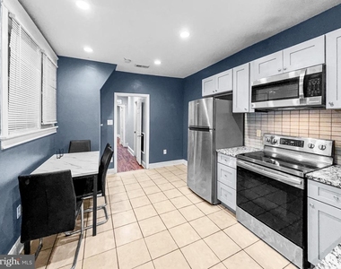 4644 G Street - Photo Thumbnail 7