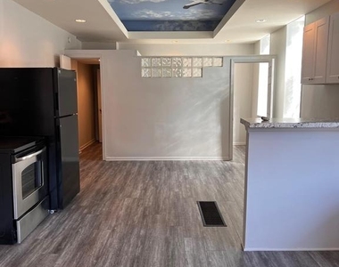 1315 W Porter Street - Photo Thumbnail 5