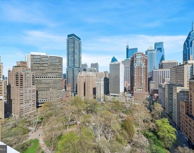 1810 Rittenhouse Square - Photo Thumbnail 23