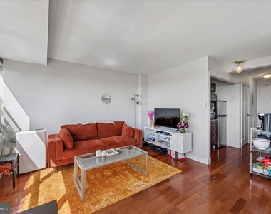 1810 Rittenhouse Square - Photo Thumbnail 18