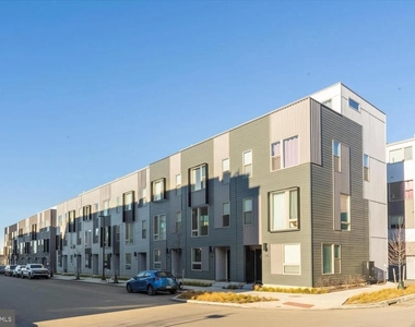 3127 Beachview Lane - Photo Thumbnail 23