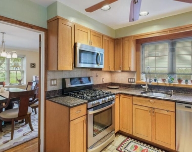 646 Green Briar Road - Photo Thumbnail 8