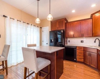 34 Lukens Drive - Photo Thumbnail 12