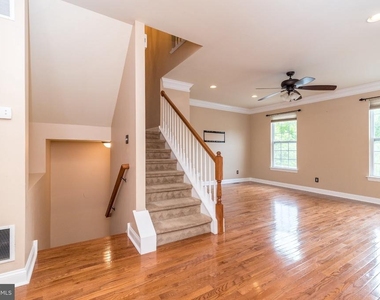34 Lukens Drive - Photo Thumbnail 20